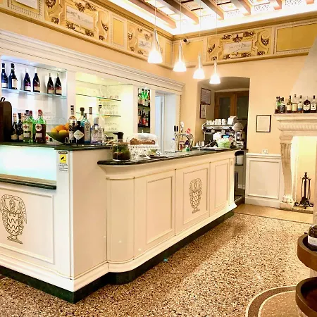 Hotel Gardesana 3*