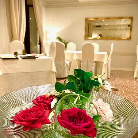 Albergo Gardesana 3*