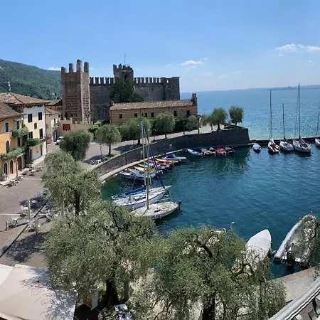 Albergo Gardesana Torri Del Benaco